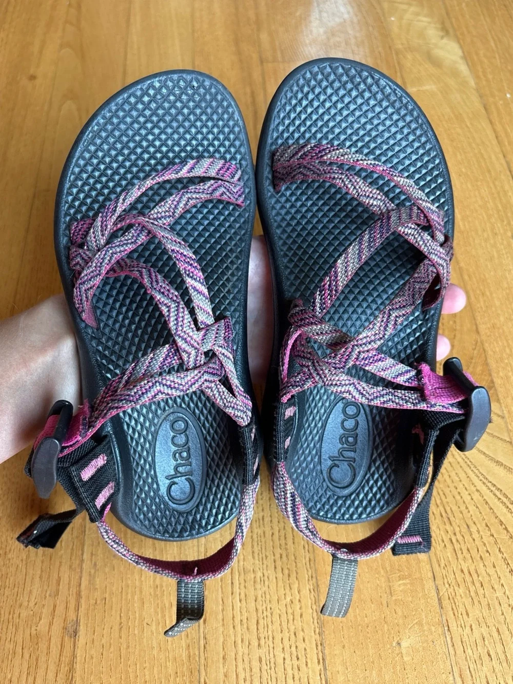 Chaco ZX/1 Classic Sandals Youth Size 1 Ecotread Pink Purple Black Multi-colored